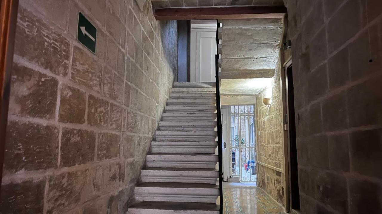 Appartamento Flat In La Valletta Esterno foto